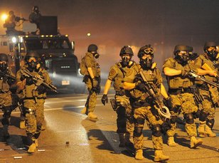 /media/photos/2016/07/24/1-1807-headlineimageadapt1460highnational_guard_police_ferguson_o1.jpg